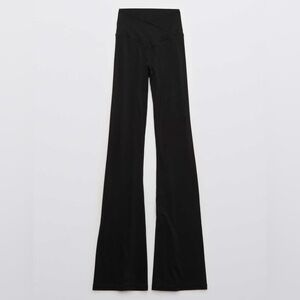 Offline by Aerie Black Flare Pants High-Waisted - M